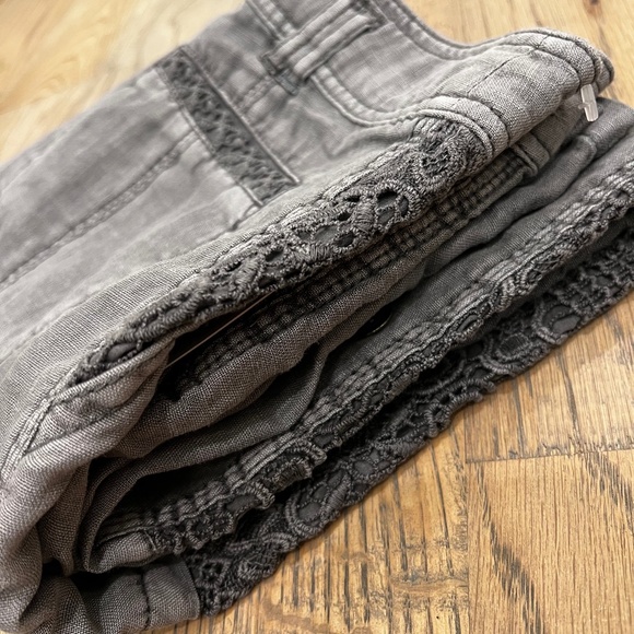 Linen Hei Hei {Anthro} Gray Embroidered NWT Low Rise Cargo Pant | 4 · Small · 25 - Picture 8 of 16